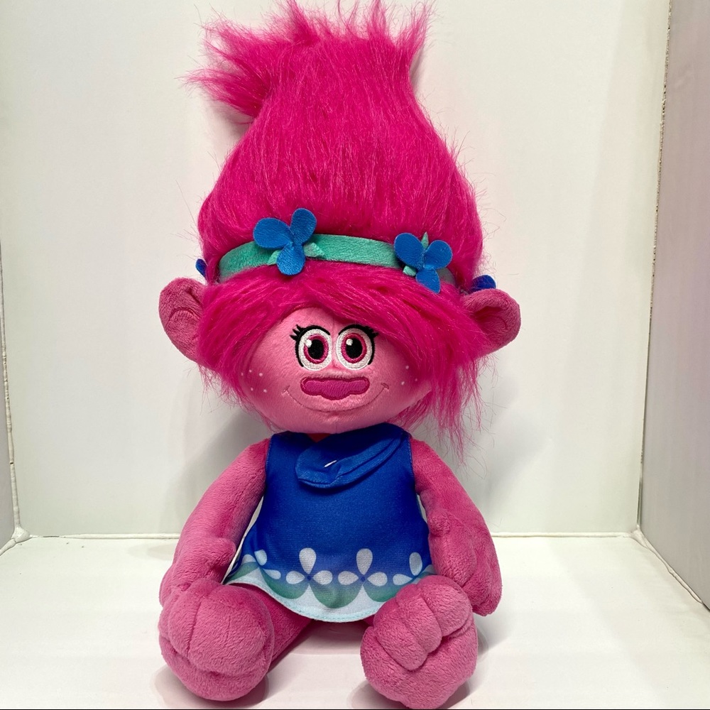 DreamWorks Trolls 18" Stuffed Plush POPPY Doll